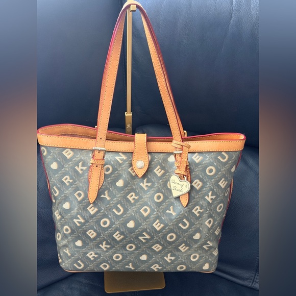 Dooney & Bourke  Tote - Picture 12 of 13